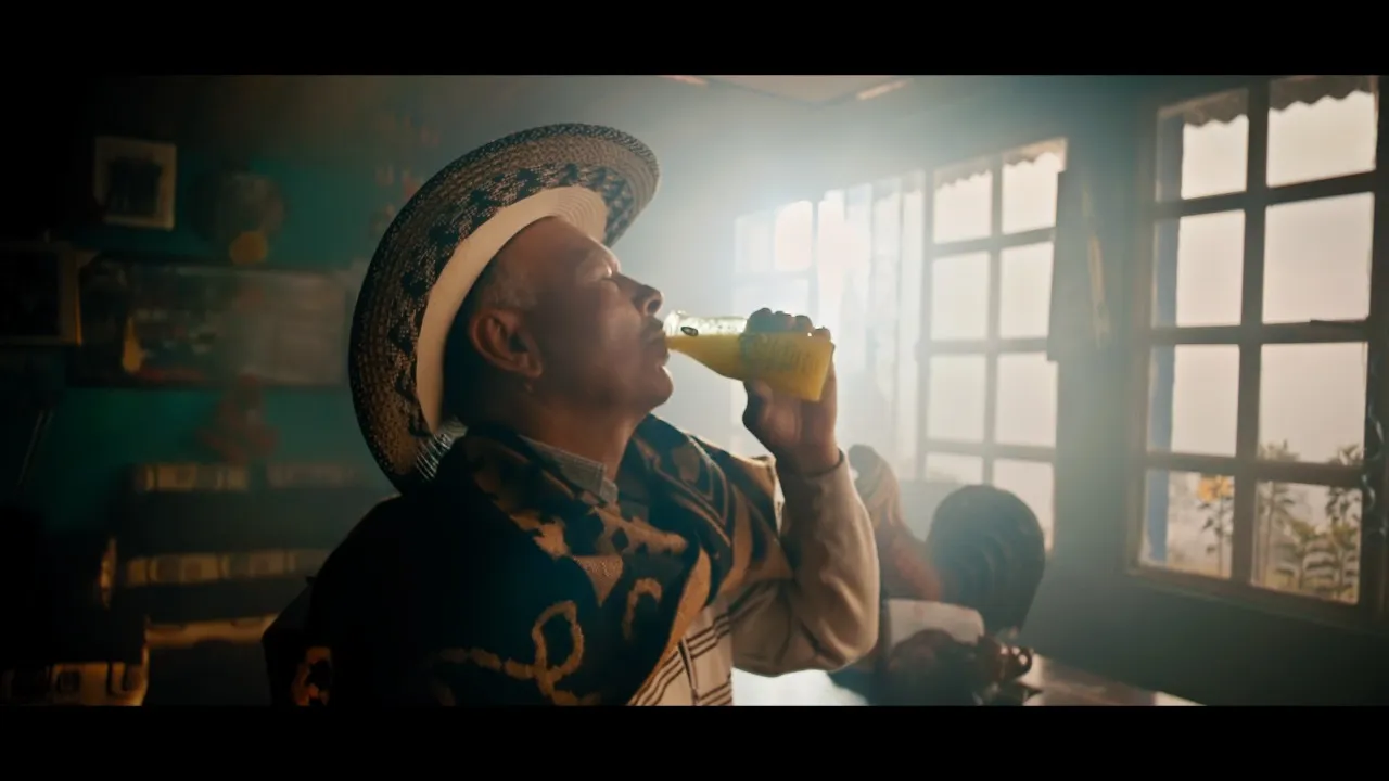 Still de comercial